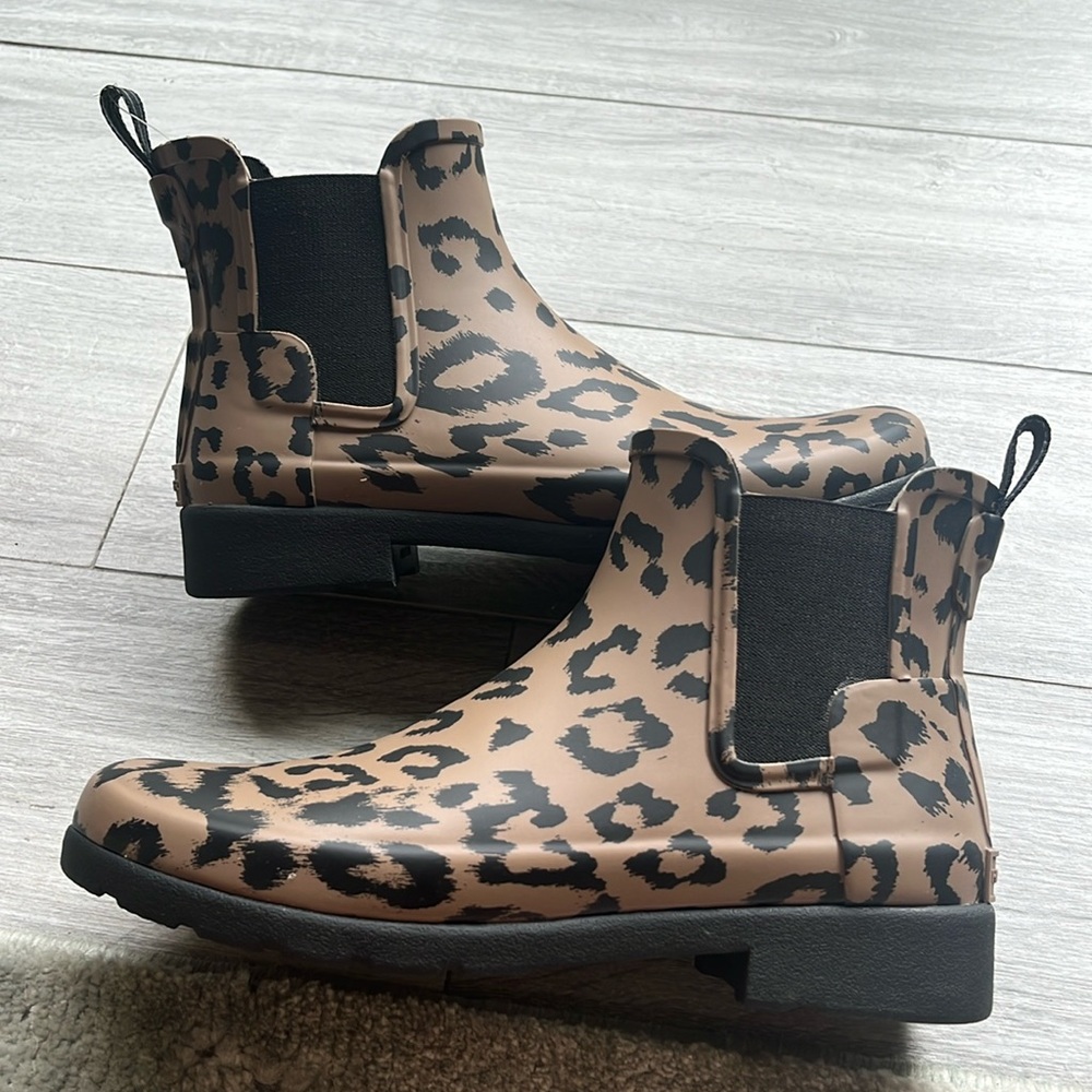 Hunter Leopard Print Winter Boots